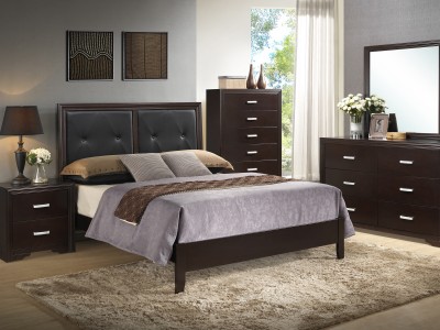 Lally - 4PC Bedroom Set 