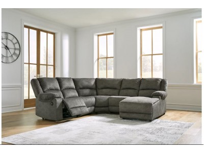 Benlocke - 5 Piece Reclining Sectional with Chaise