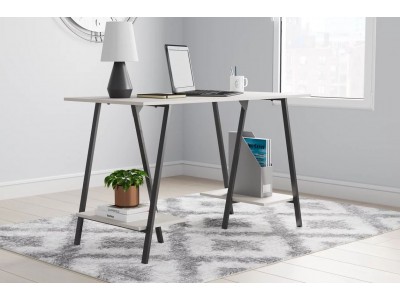 Bayflynn - Home Office Desk