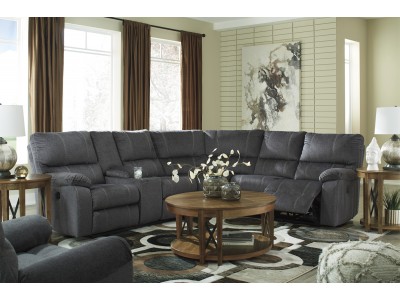 Cupertino - Double Reclining Loveseat w/Console