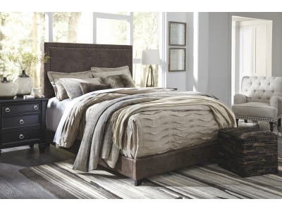 Volante - Upholstered Bed 